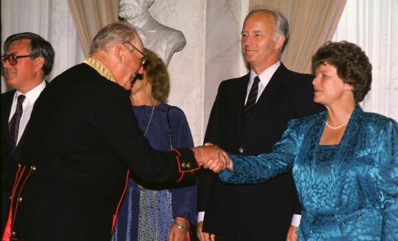 PROFILERT: Thorvald, her fotografert sammen med Gro Harlem Brundtland og kong Olav, har helt siden ungdommen vært svært profilert. Bildet ble tatt i forbindelse med kongens 85-årsdag. Foto: NTB scanpix PROFILERT: Thorvald, her fotografert sammen med Gro Harlem Brundtland og kong Olav, har helt siden ungdommen vært svært profilert. Bildet ble tatt i forbindelse med kongens 85-årsdag. Foto: NTB scanpix